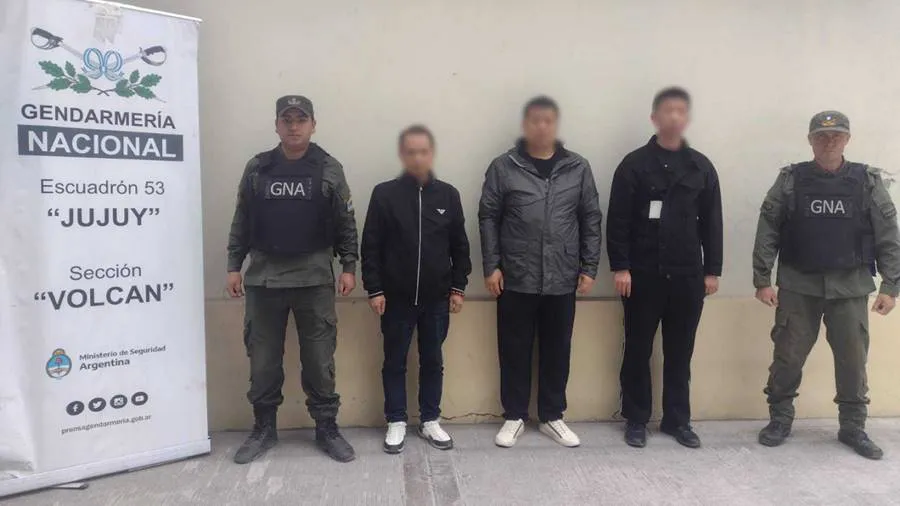 ciudadanos_chinos-_migraciones-gna_2