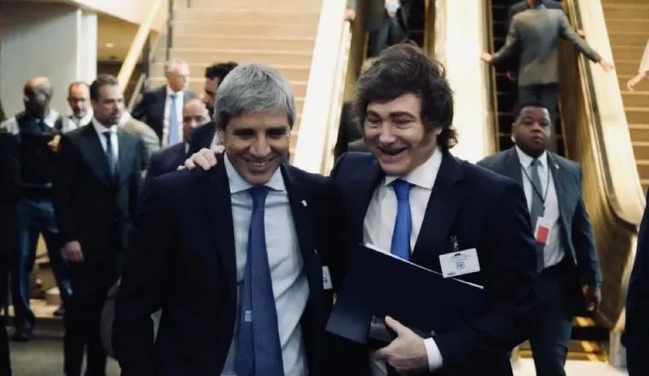 Caputo-Milei-foto-697907baadb44