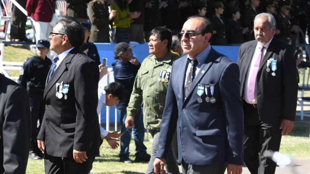 11440-el-gobernador-saenz-presidio-los-actos-de-homenaje-a-los-heroes-de-malvinas