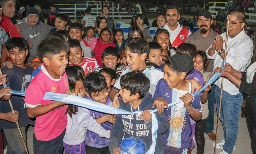 534521853_766315579441308_6180996162263017617_n