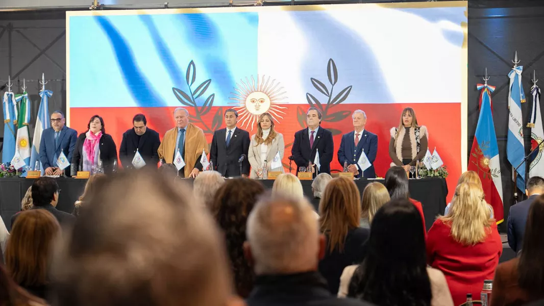 102947-reunion-del-parlamento-del-norte-grande-pedidos-por-infraestructura-federalismo-y-coparticipacion