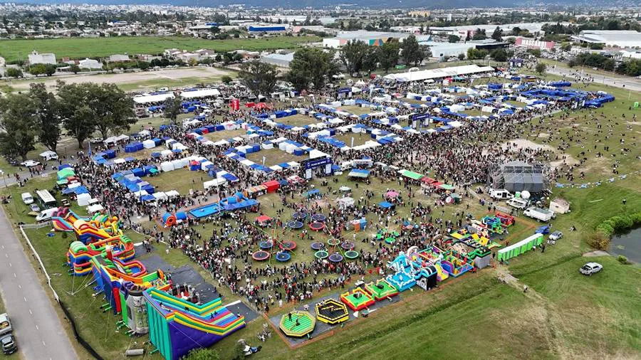 expo-ciudad-2025-11-scaled (1)