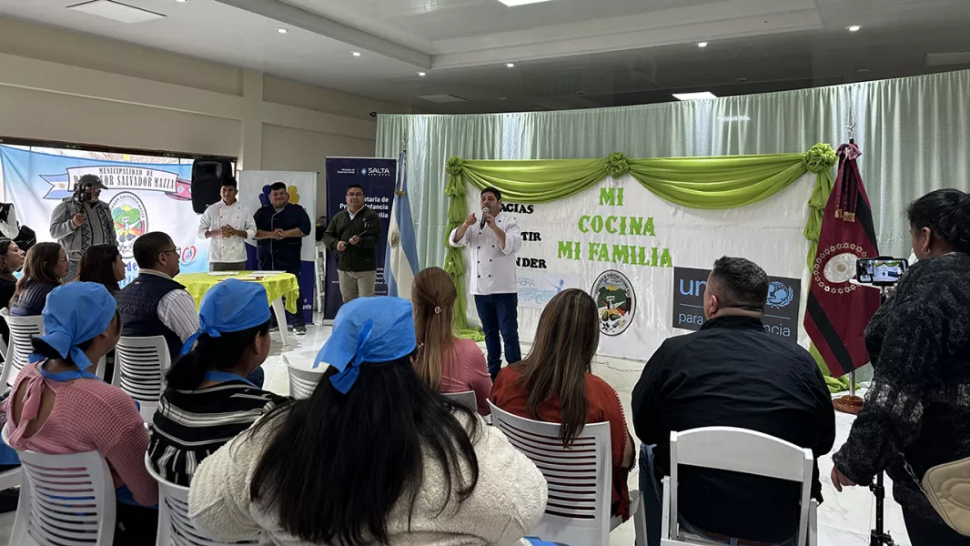 13613-referentes-de-familias-de-salvador-mazza-se-certifican-en-cocina-saludable