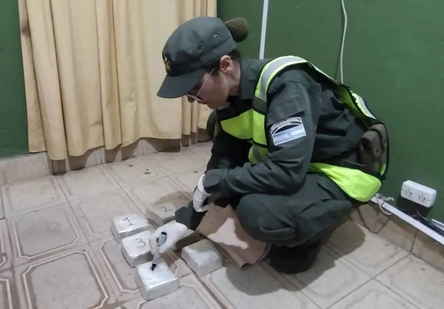 salta_-_cocaina_adosada_al_cuerpo_de_una_mujer_4