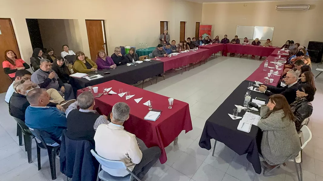12526-en-ballivian-el-ministro-mangione-impartio-lineamientos-para-optimizar-el-sistema-de-salud