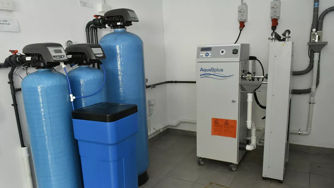 17216-saenz-habilito-en-j-v-gonzalez-el-sexto-centro-de-dialisis-y-oncologia