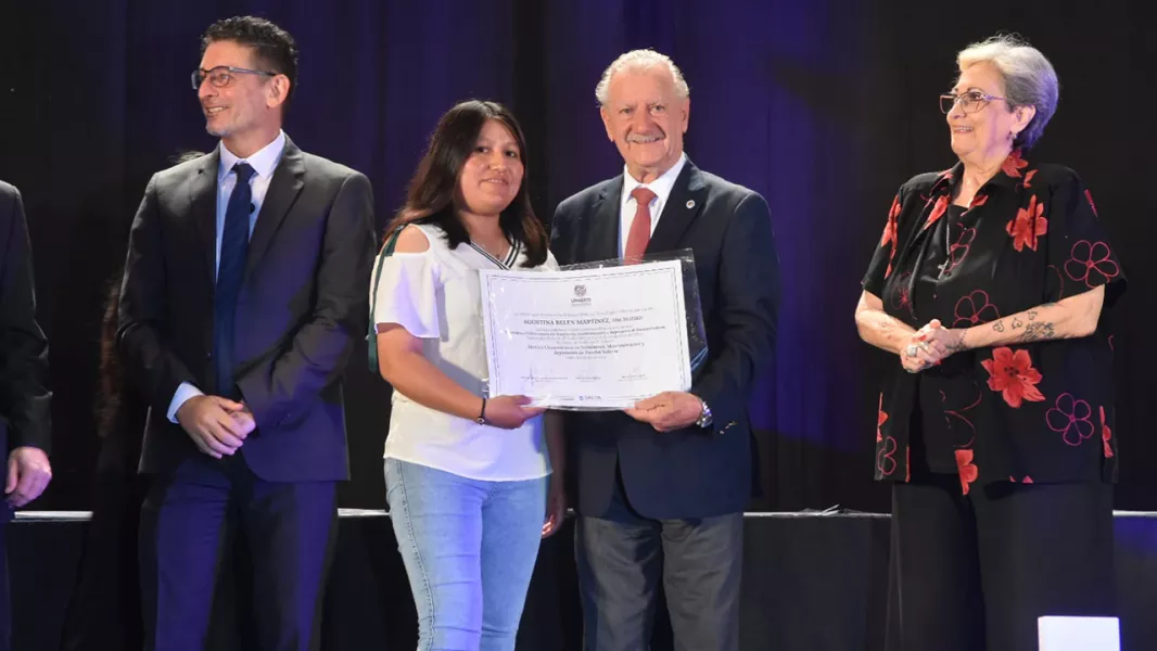 105322-la-upateco-entrego-titulos-a-sus-208-nuevos-egresados