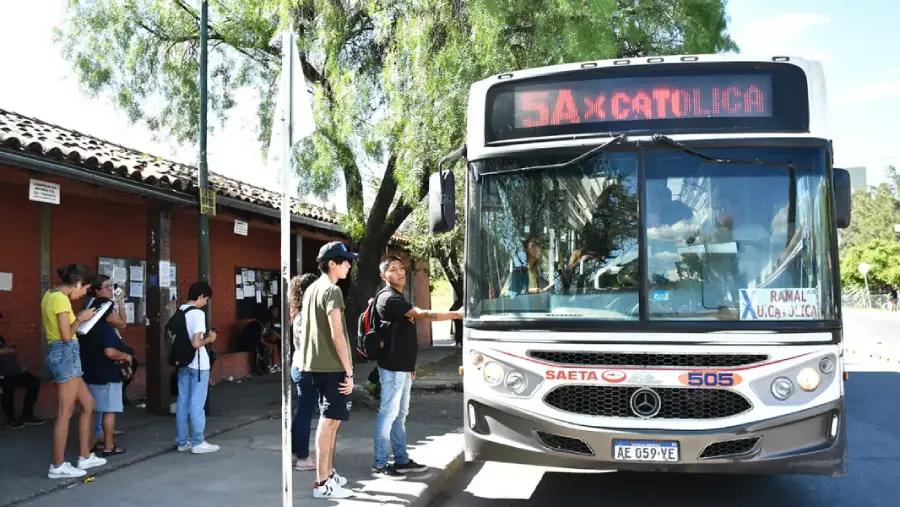 108249-a-partir-de-hoy-el-sistema-educativo-funcionara-con-sus-horarios-habituales
