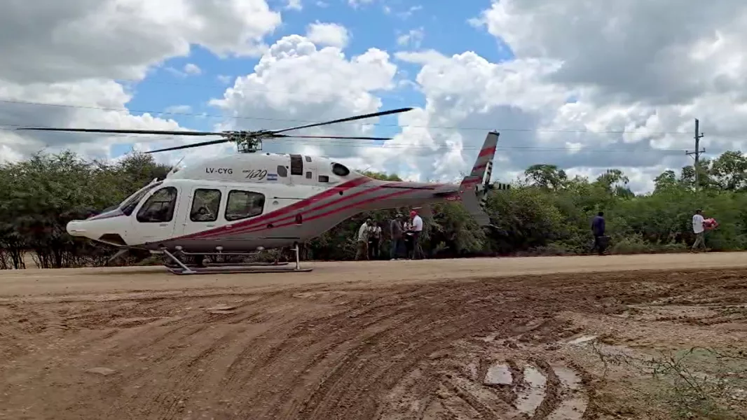 100679-via-aerea-se-asiste-a-comunidades-aisladas-y-continua-la-contencion-por-tierra-y-agua-en-todo-el-territorio
