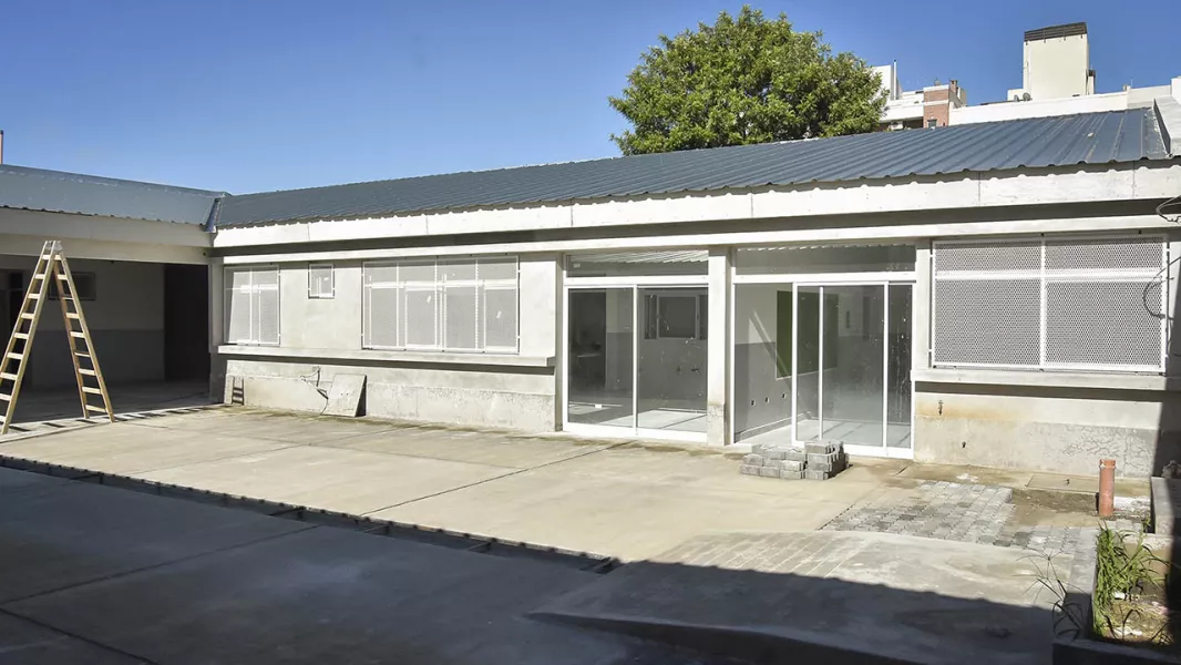 100476-avanzan-las-obras-de-ampliacion-y-refaccion-de-la-escuela-joaquin-castellanos