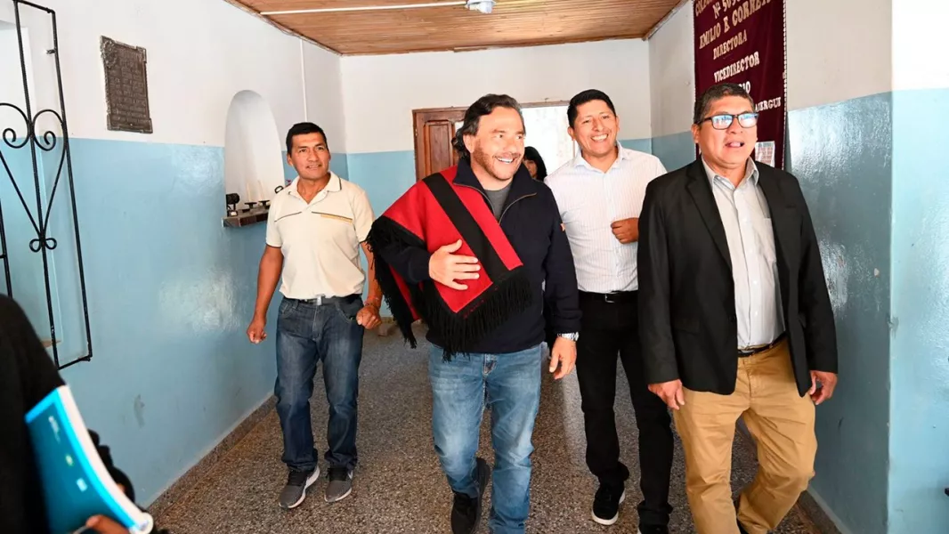 19914-saenz-compartio-con-los-vecinos-de-iruya-actividades-educativas-deportivas-y-sociales