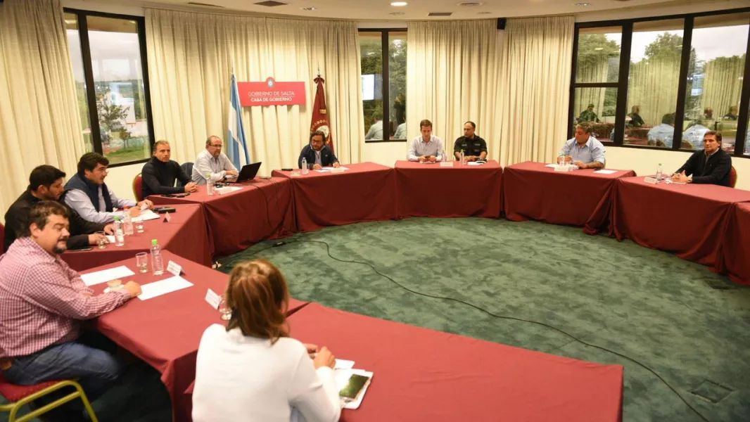 16402-saenz-presidio-la-reunion-del-comite-de-emergencia-hidrica-para-la-coordinacion-monitoreo-prevencion-y-asistencia-de-la-situacion-en-el-norte-provincial