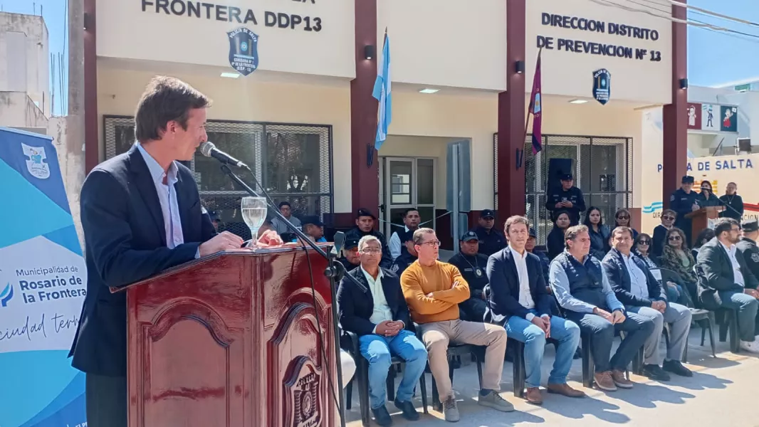 103525-se-inauguro-un-edificio-policial-modelo-en-rosario-de-la-frontera