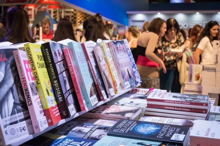 104278-historias-poesia-y-artes-en-movimiento-marcaran-la-jornada-del-miercoles-en-la-feria-del-libro-de-salta