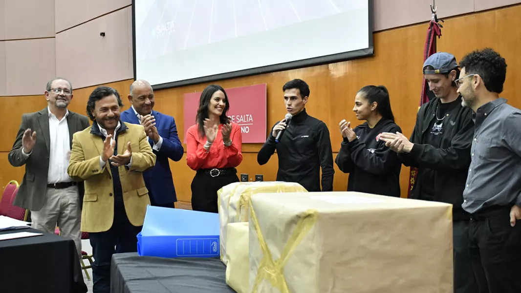 17203-el-polo-deportivo-transformara-el-deporte-de-salta-y-la-region-saenz-encabezo-la-apertura-de-sobres-de-la-obra