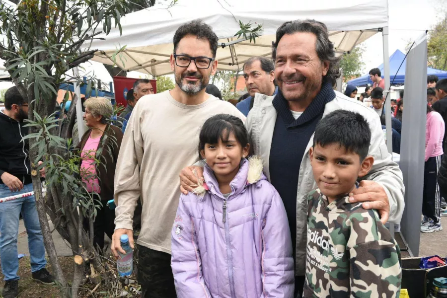 100596-mas-servicios-para-los-vecinos-capitalinos-saenz-y-durand-resaltaron-la-sinergia-del-estado-al-servicio-de-la-comunidad