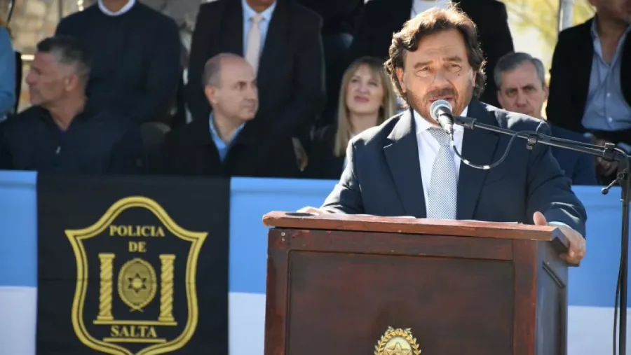 24783-saenz-fortalece-a-la-policia-de-salta-con-151-nuevos-moviles-y-300-agentes