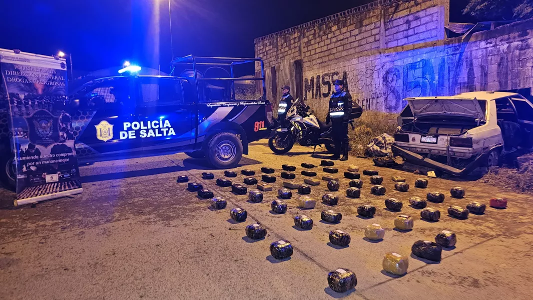 100931-persecucion-detencion-y-secuestro-de-un-importante-cargamento-de-droga