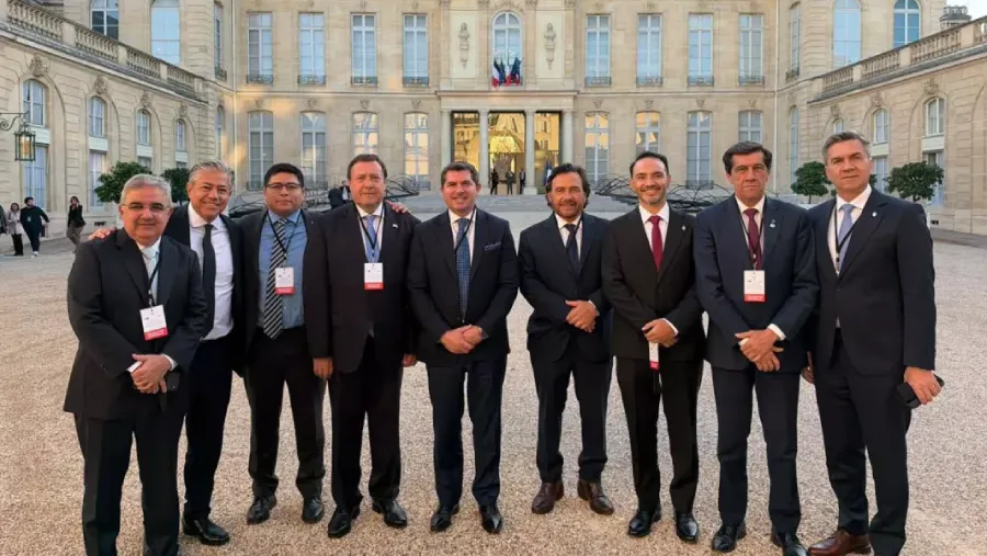 25168-saenz-participo-del-encuentro-con-macron-para-promover-nuevas-inversiones-20261001214245