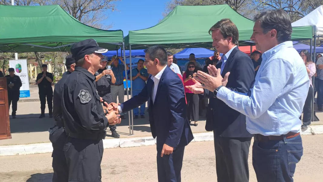 19500-se-refuerza-la-operatividad-policial-con-un-nuevo-patrullero-en-aguaray-20250910200842