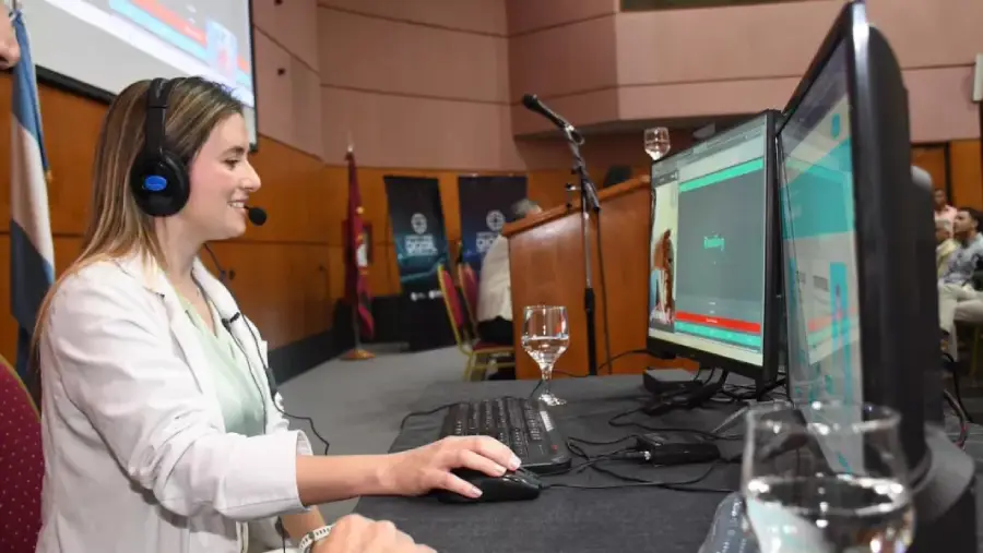 21810-saenz-lanzo-el-hospital-publico-digital-safesa-que-garantizara-atencion-medica-de-alta-complejidad-en-toda-la-provincia