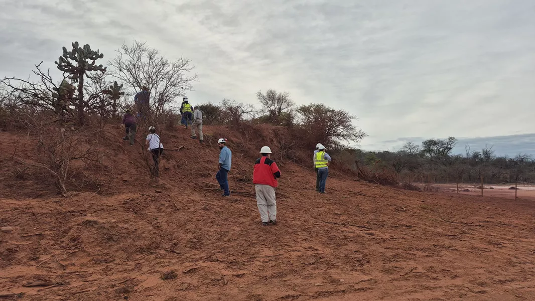 102031-el-gobierno-fiscaliza-de-forma-continua-la-situacion-del-pozo-lox-10-en-puesto-guardian