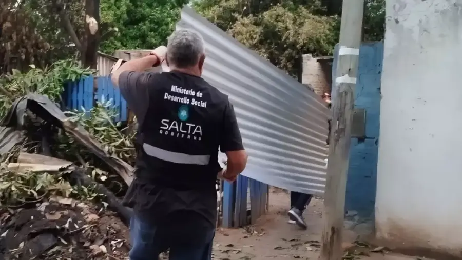 105705-el-gobierno-provincial-reforzo-la-asistencia-a-familias-afectadas-por-emergencias-en-distintos-municipios