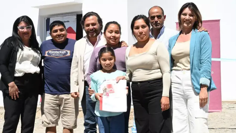 105008-con-fondos-provinciales-la-gestion-de-gustavo-saenz-concluyo-97-viviendas-de-finca-el-socorro-ii-en-cafayate