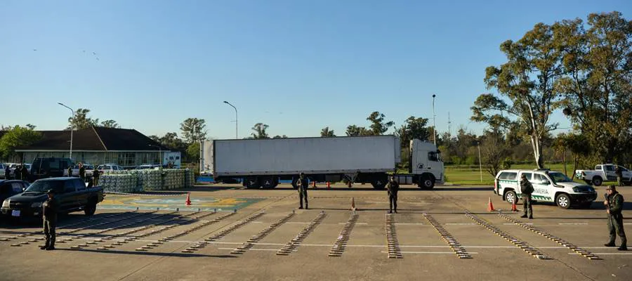 procedimiento_444_kilos_cocaina-bs_as-dos_allanamientos-03