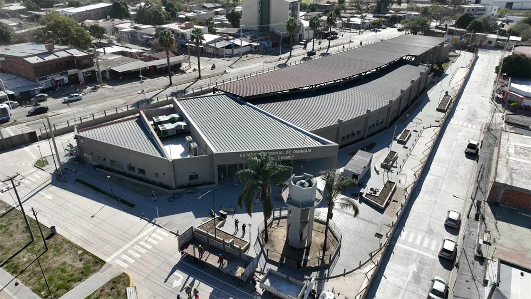 13792-gustavo-saenz-la-terminal-de-guemes-es-de-salta-pagada-y-terminada-por-los-saltenios