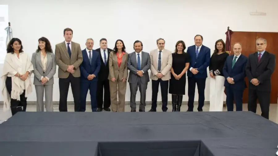 107770-saenz-se-reunio-con-autoridades-judiciales-para-analizar-la-implementacion-del-nuevo-codigo-procesal-penal