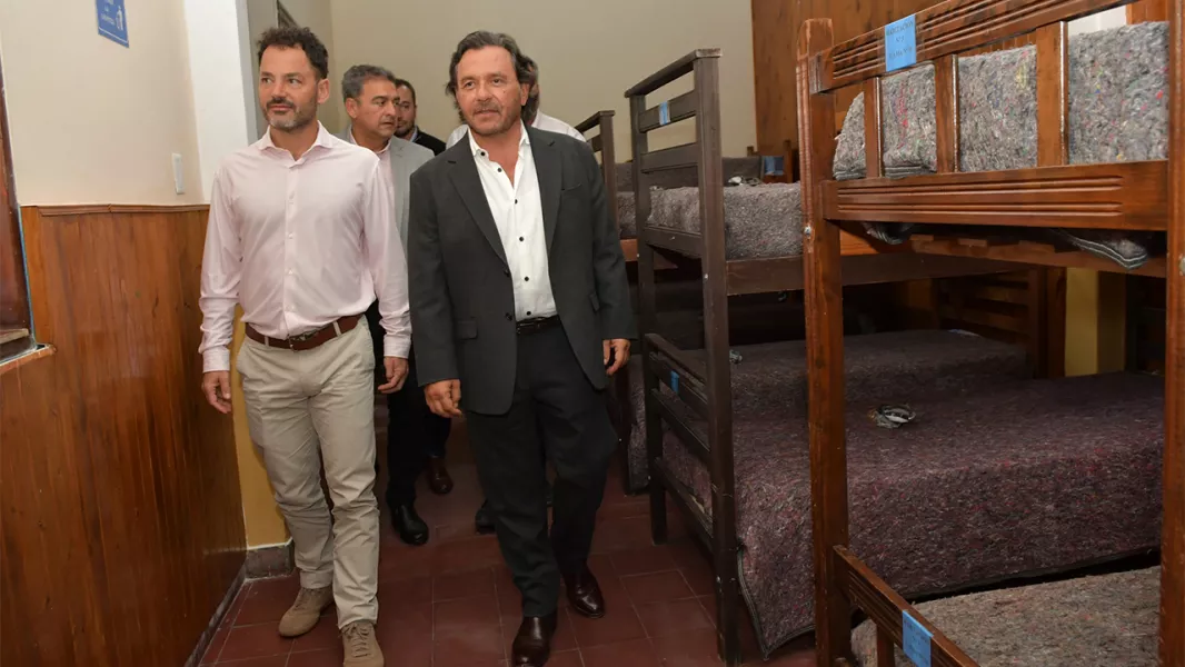 17179-abre-sus-puertas-el-hogar-de-noche-el-gobernador-habilito-el-refugio-para-las-personas-en-situacion-de-calle