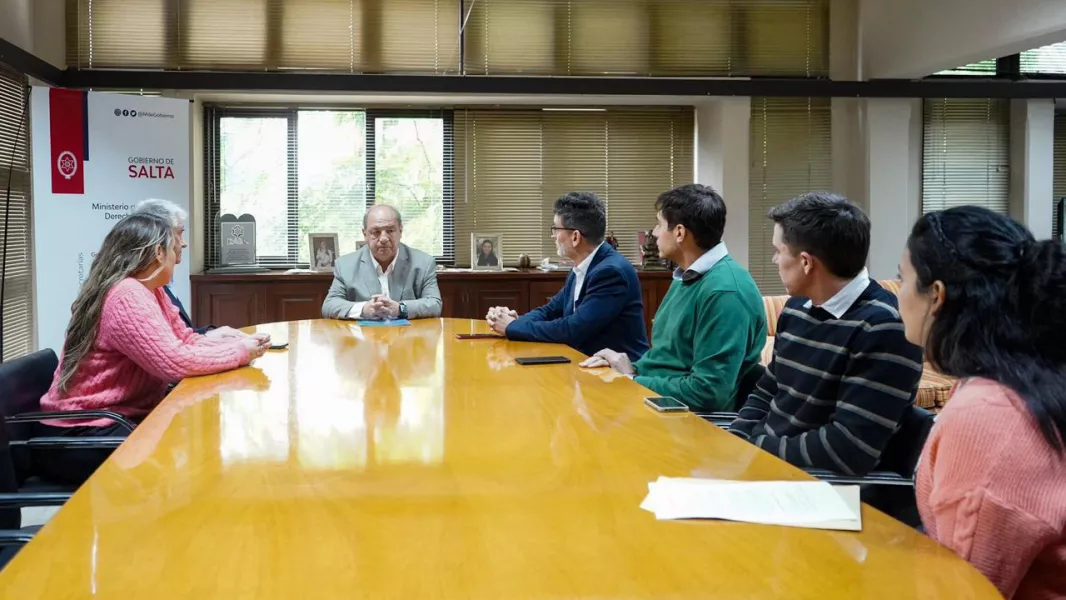 20375-jovenes-podran-capacitarse-e-insertarse-en-una-bolsa-de-trabajo-para-acceder-a-su-primer-empleo