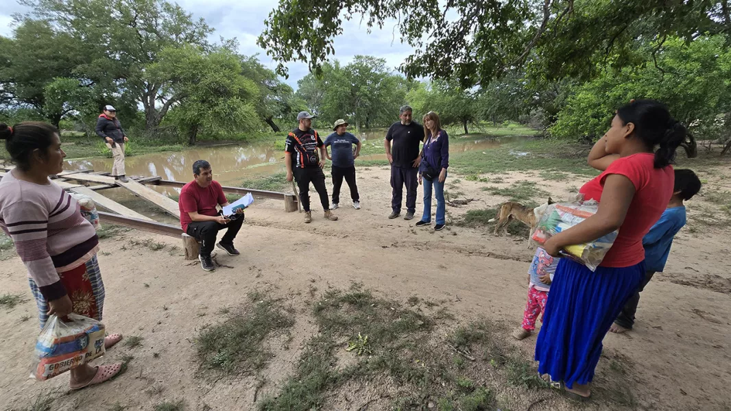 11456-brindan-asistencia-a-tartagal-aguaray-mosconi-ballivian-y-embarcacion