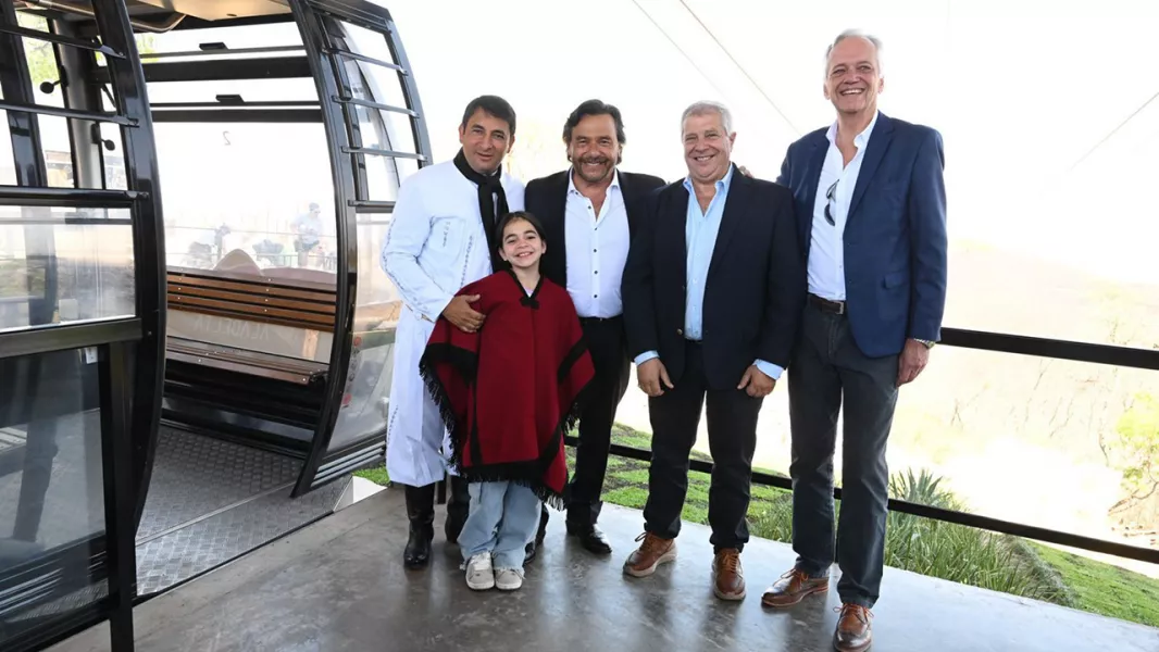 19985-cerro-aladelta-saenz-inauguro-el-nuevo-anfiteatro-en-homenaje-a-las-voces-de-oran