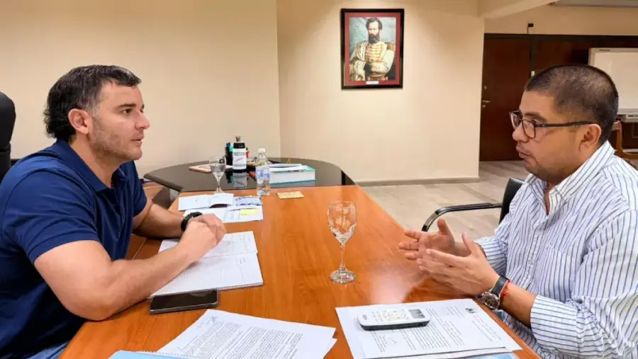 17127-el-ministro-jarsun-avanzo-con-intendentes-en-una-agenda-federal-de-gestion