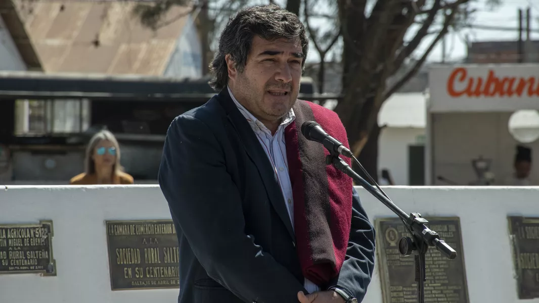 103401-funcionarios-provinciales-acompaniaron-la-apertura-de-la-81-expo-rural-saltenia-20250821201758