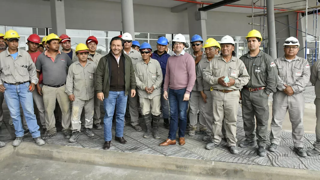 17066-saenz-superviso-el-avance-de-dos-obras-clave-en-guemes