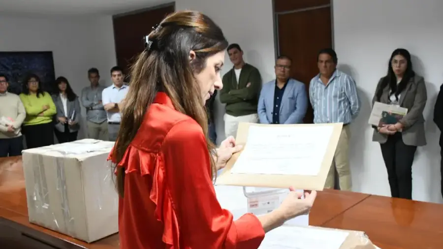 apertura-sobres-terminal-3-1024x683