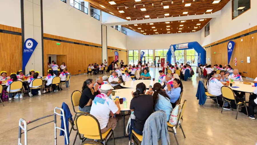 25175-cafayate-fue-escenario-del-cierre-anual-del-programa-de-adultos-mayores