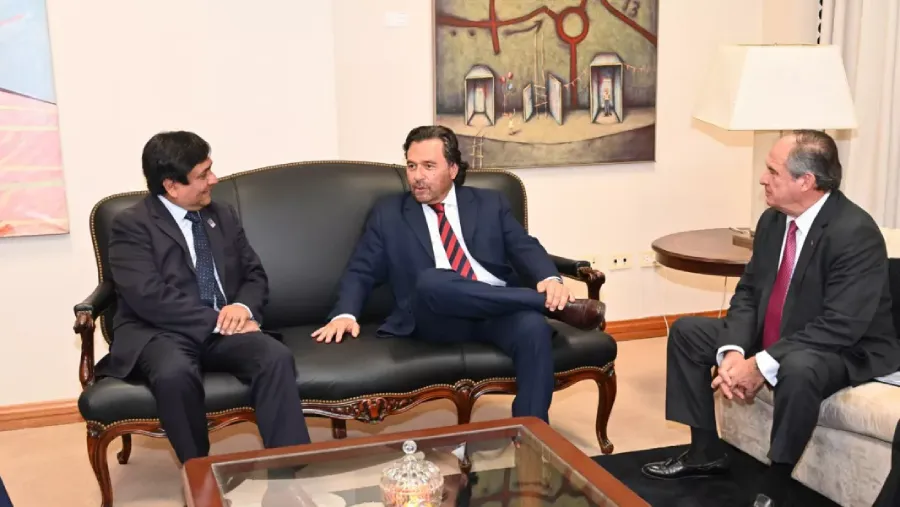 25276-saenz-y-el-gobernador-de-antofagasta-avanzan-en-una-agenda-de-integracion-por-el-paso-de-sico