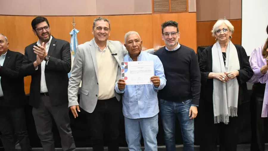 25514-agentes-sanitarios-recibieron-sus-certificaciones