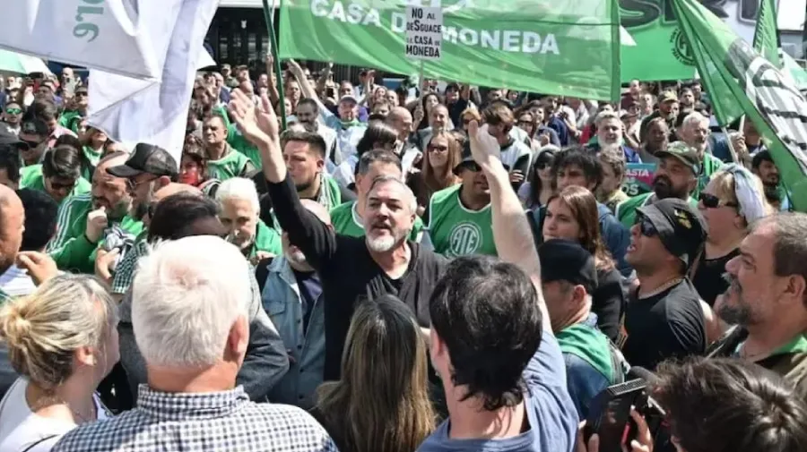 ATE convocó a un paro nacional para el jueves contra el DNU 70/23